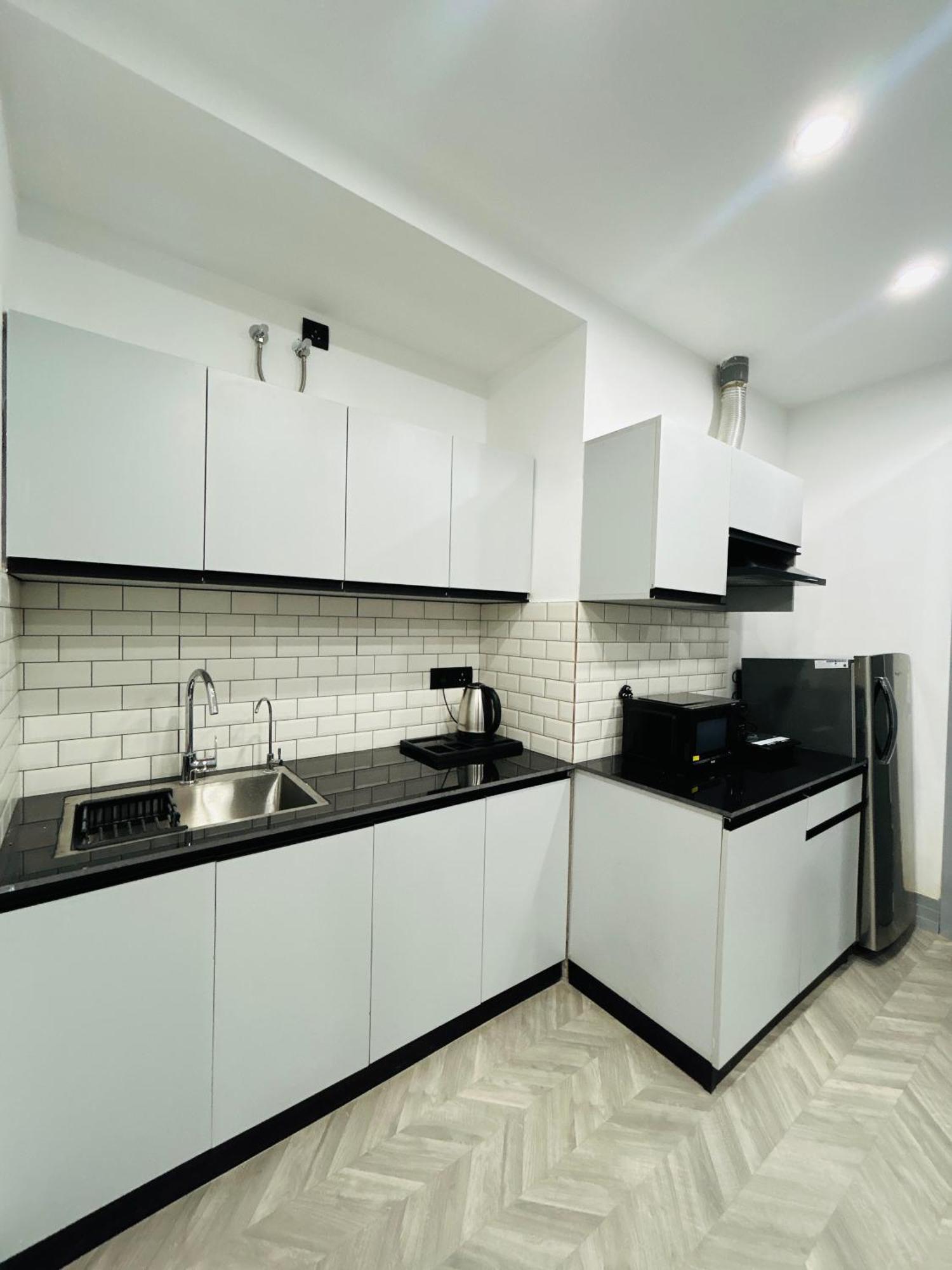 Bedchambers Serviced Apartment, Golf Course, Gurgaon Esterno foto