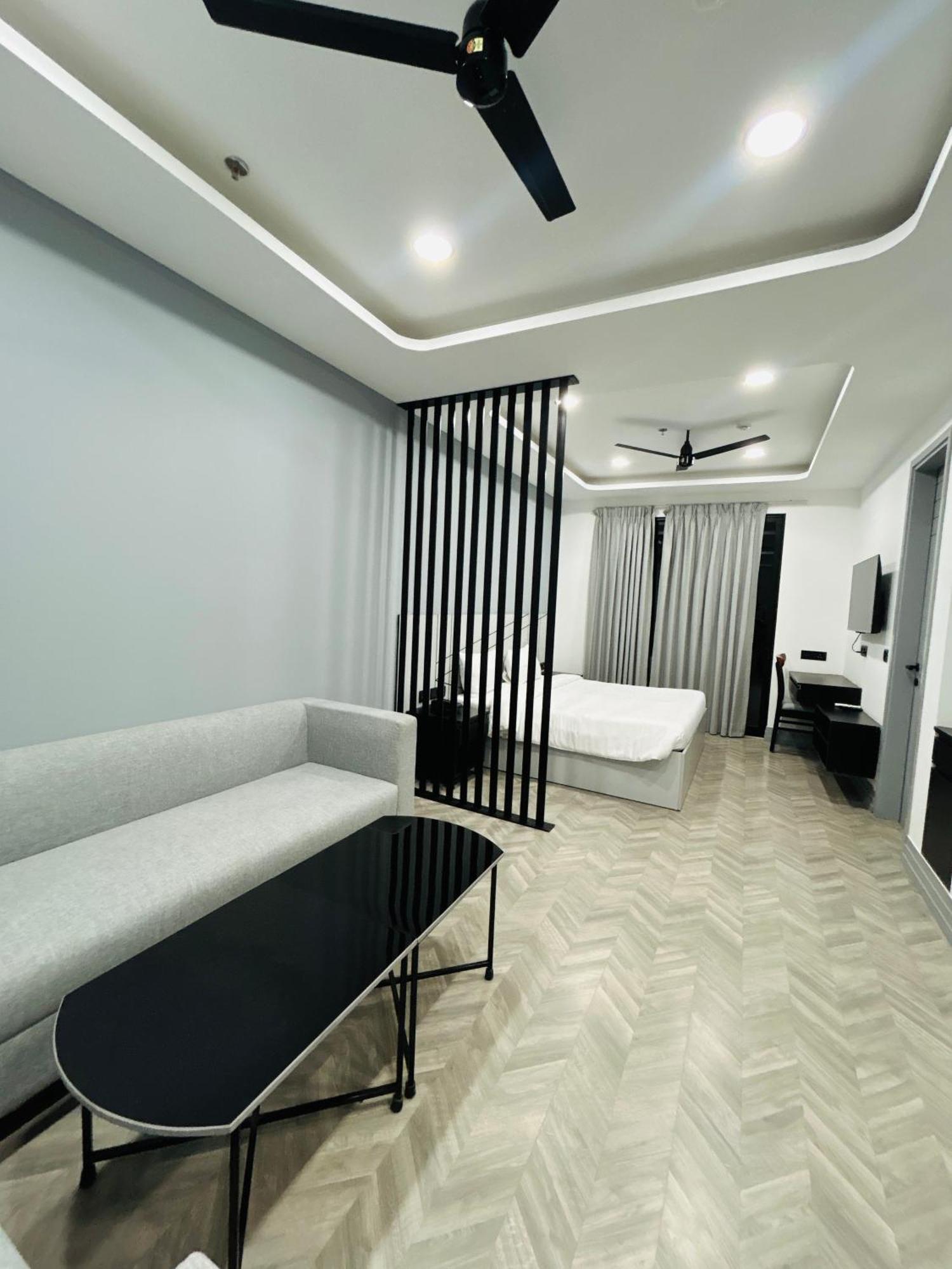 Bedchambers Serviced Apartment, Golf Course, Gurgaon Esterno foto