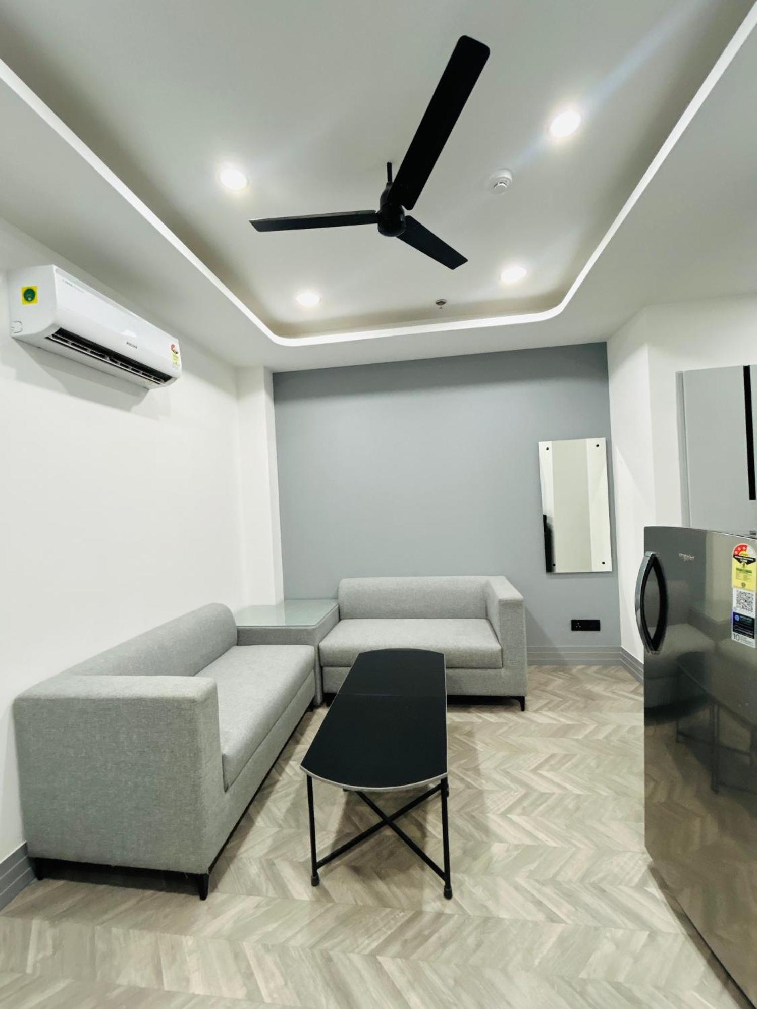 Bedchambers Serviced Apartment, Golf Course, Gurgaon Esterno foto