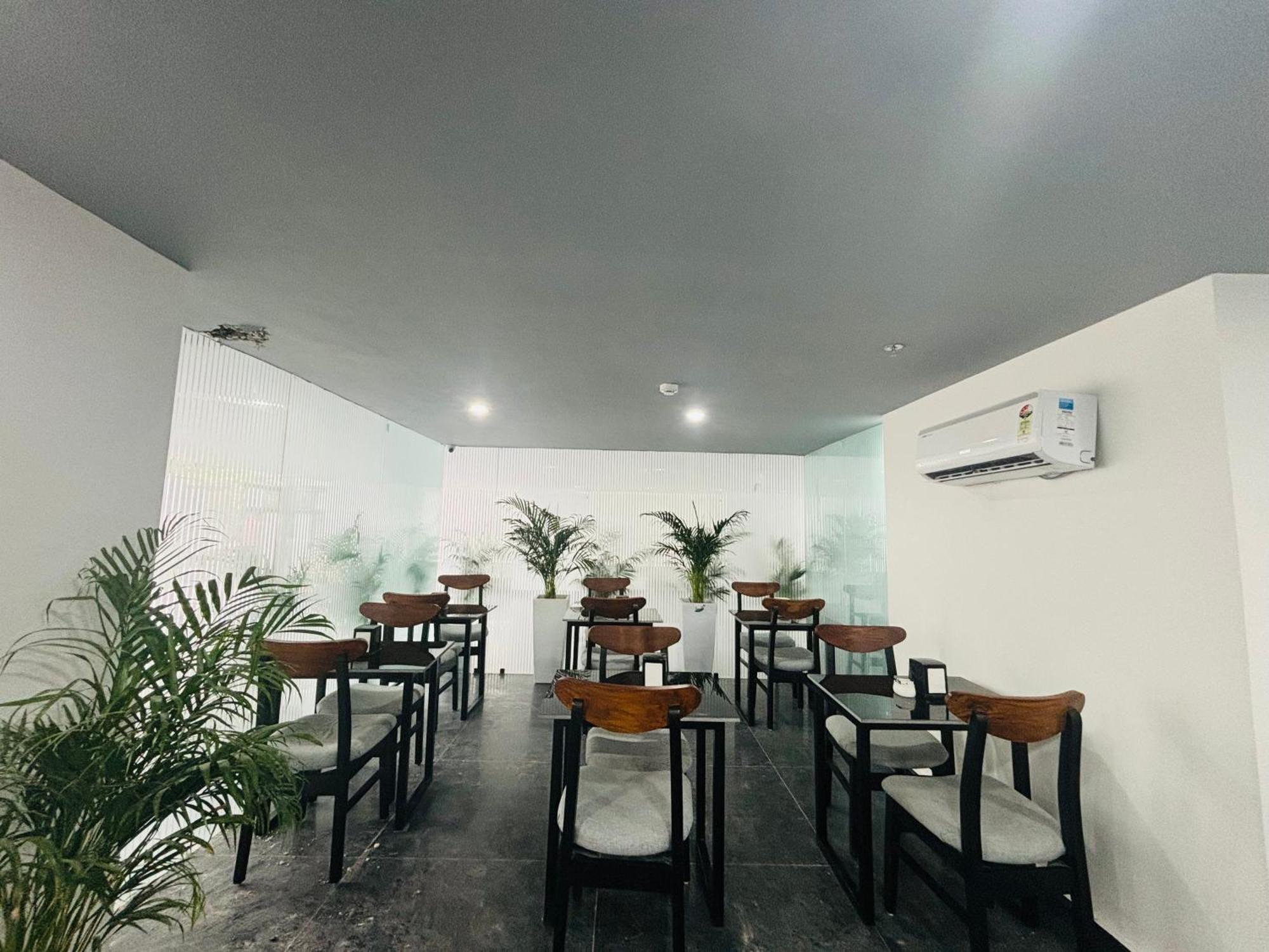 Bedchambers Serviced Apartment, Golf Course, Gurgaon Esterno foto